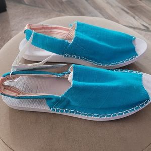 Womens Reefs sandals
